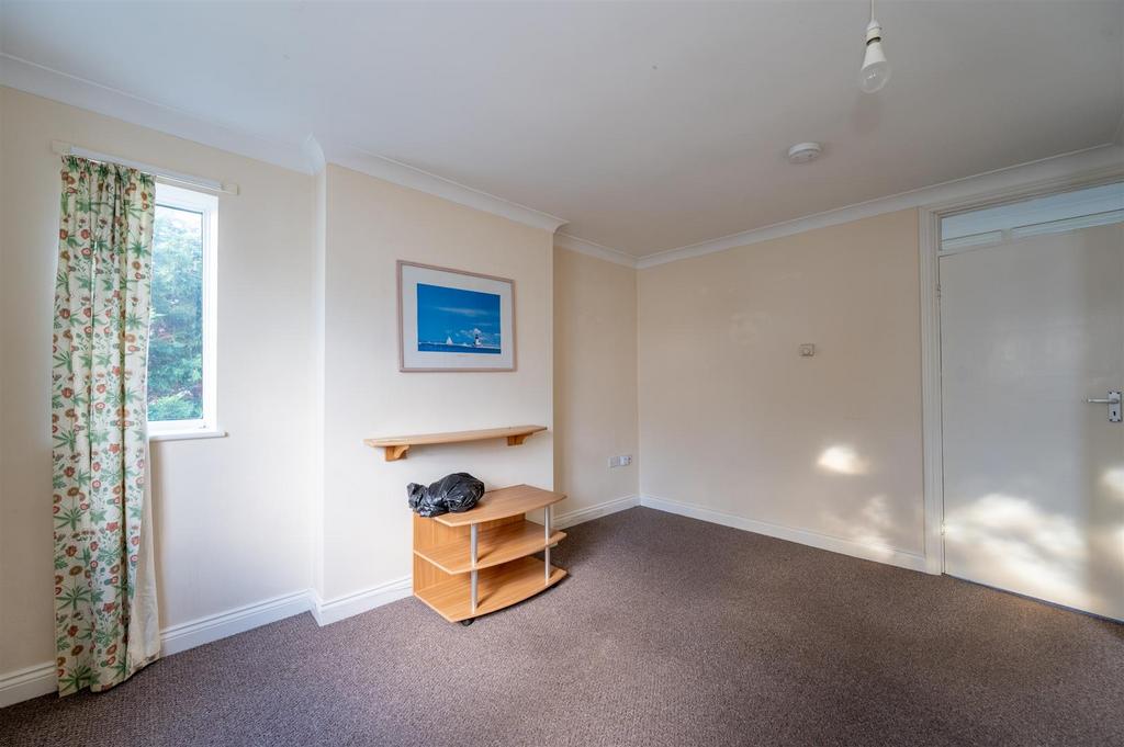 3a Bembridge Drive 25 18.jpg