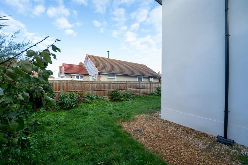 3a Bembridge Drive 25 1.jpg