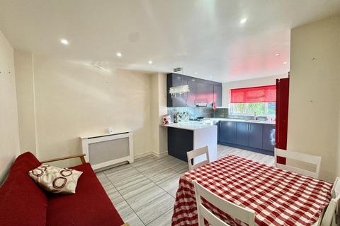 undefined, Grampian Way, Luton LU3