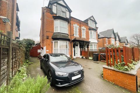 Studio to rent, Oakland Road, Moseley B13