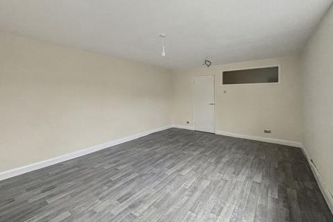 undefined, 3 Wellington Court, Grimsby, South Humberside, DN32 7JY