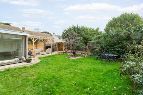 4 bedroom detached house for sale, Haven Drive, Herne Bay, Kent, CT6