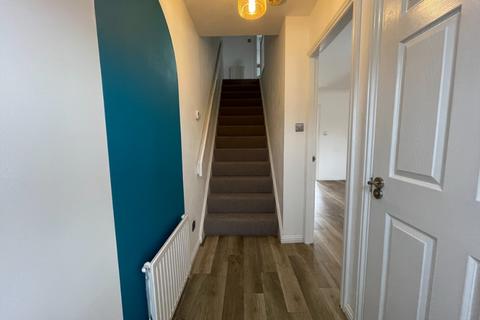 2 bedroom terraced house to rent, Hunters Crescent, East Kilbride, South Lanarkshire, G74