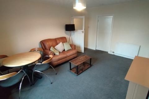 2 bedroom flat to rent, Linksfield Place, Linksfield, Aberdeen, AB24
