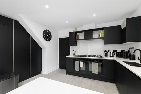 1 bedroom in a house share to rent, Totteridge Road, High Wycombe