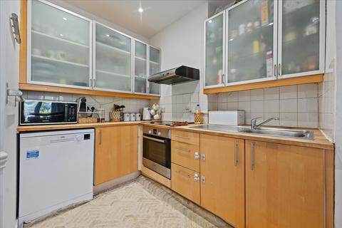 3 bedroom flat for sale, Boscombe Road, Shepherd's Bush W12