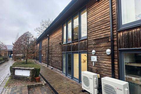 Office to rent, Langley Rd Wootton Wawen B95 6DL