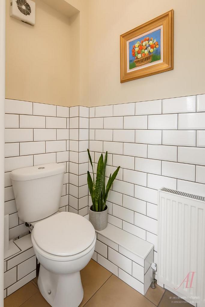 Cloakroom.png