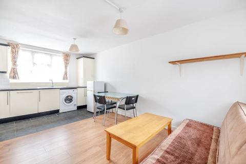 undefined, Sycamore Avenue, South Ealing, London, W5