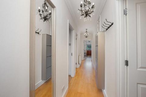 2 bedroom apartment to rent, Camden Road, London
