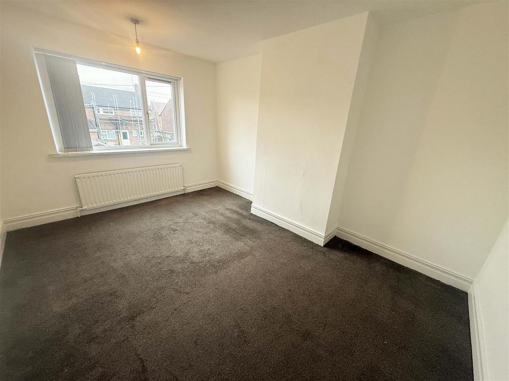 Elsdon Terr Rear Bedrom.jpg