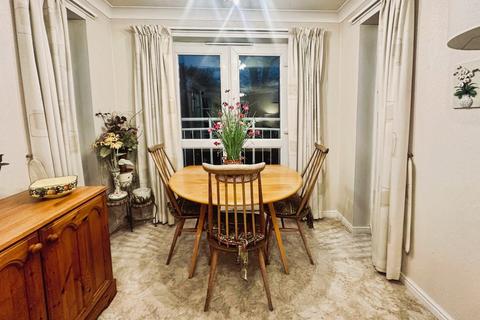 undefined, Mallard Court, Cheshire CH2