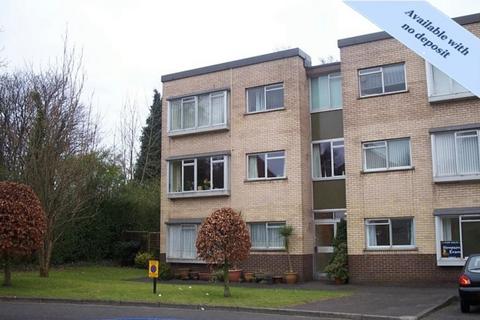 2 bedroom flat to rent, 44 Long Oaks Court Sketty Swansea