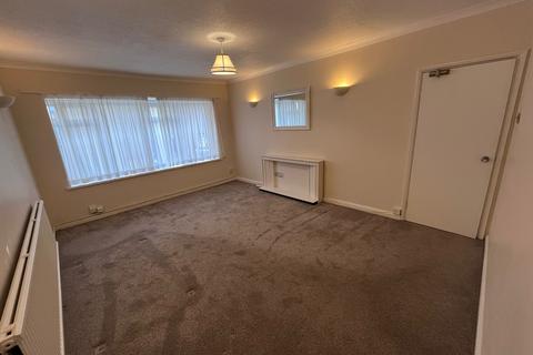 2 bedroom flat to rent, 44 Long Oaks Court Sketty Swansea