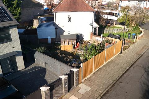 undefined, Park Road, Enfield, EN3