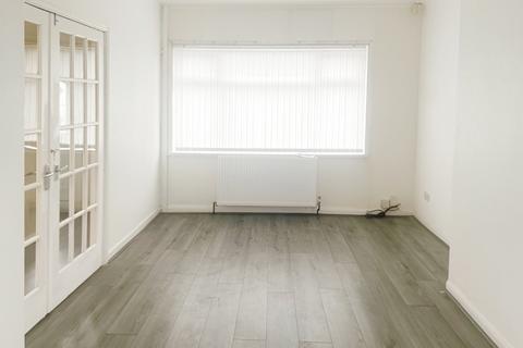 3 bedroom terraced house to rent, Northumberland Street, Merseyside L8