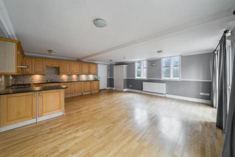 undefined, Apartment 1, Convent Court, Hatch Lane, Windsor, Berkshire SL4 3QR