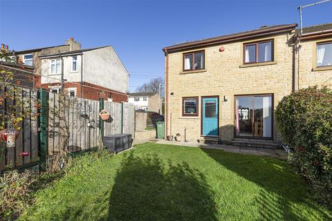 Side Lane, Huddersfield HD3