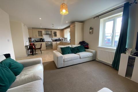 2 bedroom flat to rent, Grangetown, Cardiff CF11