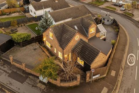 undefined, Springwood Gardens, Woodthorpe, Nottingham