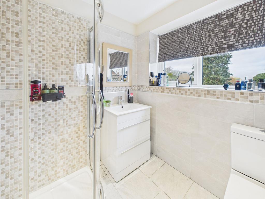 En-Suite to Bedroom Four