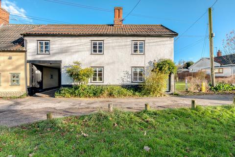 4 bedroom semi-detached house for sale, The Green, Diss IP22