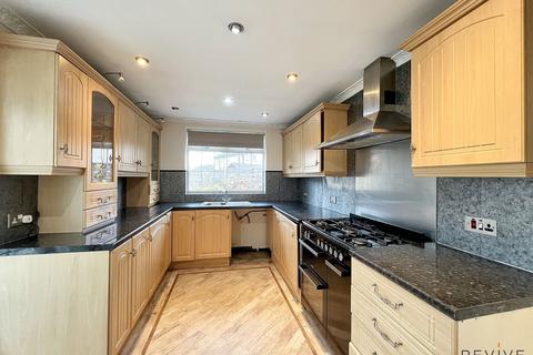 undefined, Lisburn Lane, Liverpool, L13