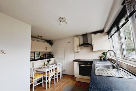 undefined, Moordown Avenue, Cherrywood Court Moordown Avenue, B92