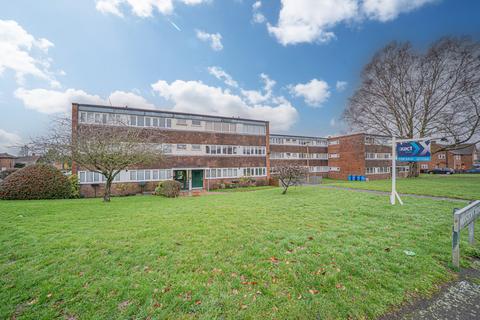 undefined, Moordown Avenue, Cherrywood Court Moordown Avenue, B92