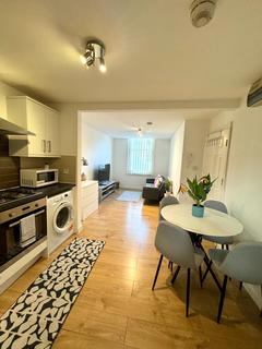 1 bedroom flat to rent, Caedmon Road, London N7