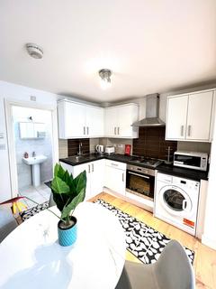 1 bedroom flat to rent, Caedmon Road, London N7