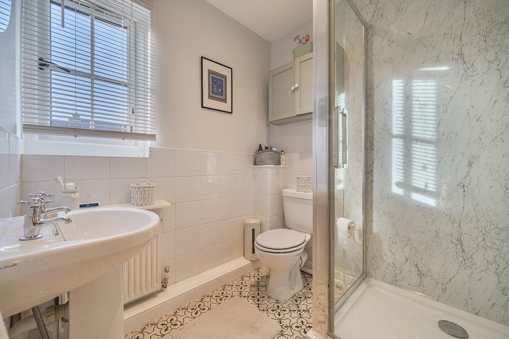 Ensuite Shower Rom