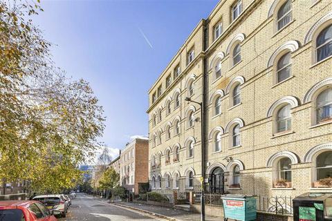 Bath Terrace, London SE1