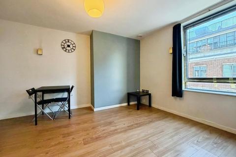 2 bedroom flat to rent, Basilica, King Charles Street, City Centre, Leeds, LS1