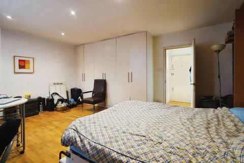 undefined, Queensborough Terrace, London W2