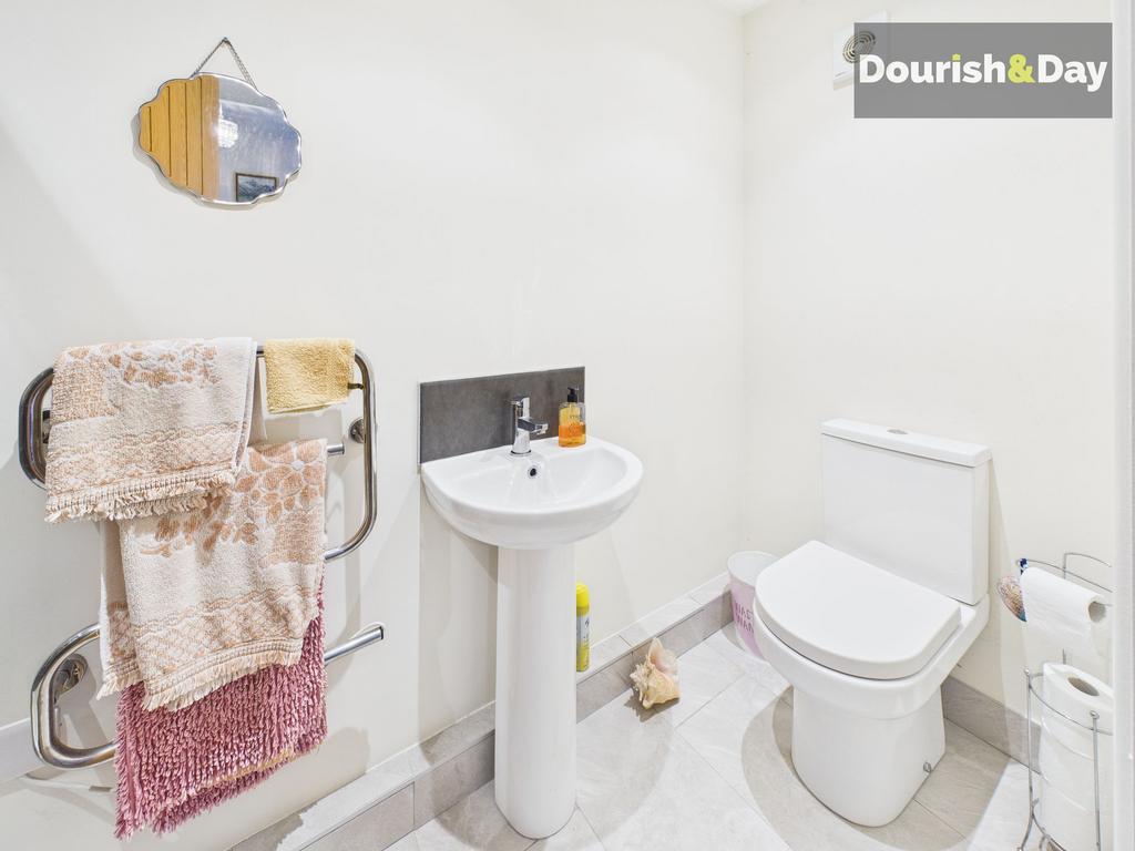 Bedroom 2 En-Suite