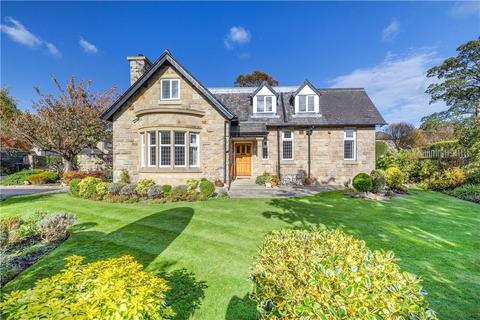 4 bedroom detached house for sale, St. Helens Lane, Leeds, West Yorkshire, LS16