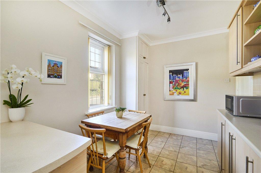Breakfast Kitchen