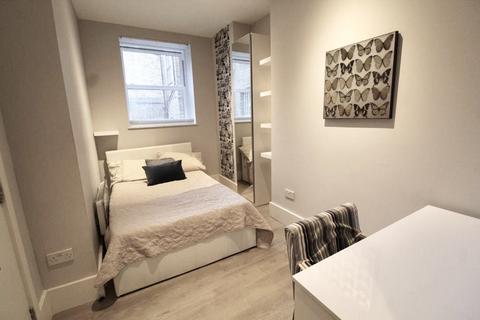 Studio to rent, Lithos Road, London NW3