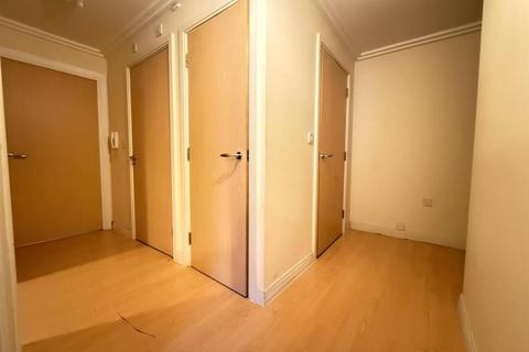 2 bedroom flat for sale, Abbey Road, Barking