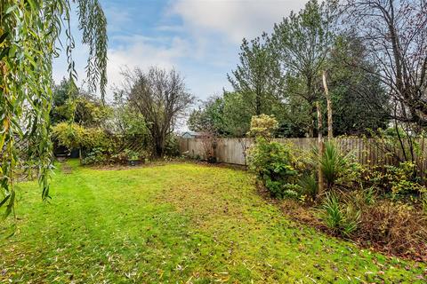 4 bedroom detached house for sale, Nonsuch Walk, Cheam, SM2