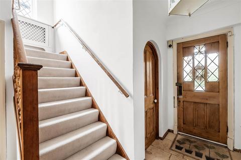 4 bedroom detached house for sale, Nonsuch Walk, Cheam, SM2