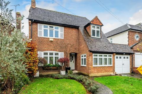 4 bedroom detached house for sale, Nonsuch Walk, Cheam, SM2