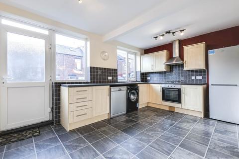 3 bedroom end of terrace house for sale, Springfield Gardens, Horsforth, Leeds, West Yorkshire, LS18