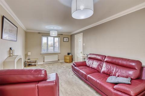 undefined, Jennings Close, Higham Ferrers