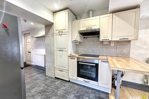 undefined, Cottrell Road, Cardiff CF24