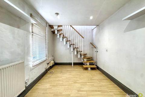 undefined, Cottrell Road, Cardiff CF24