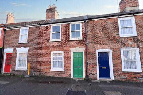2 bedroom terraced house for sale, New Road, Spalding, Lincolnshire, PE11 1DL