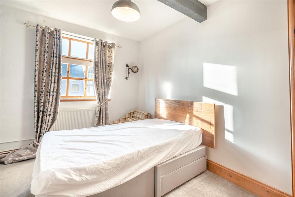 8671519-interior09.jpg