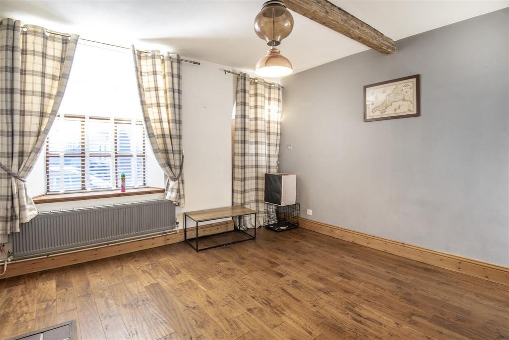 8671519-interior02.jpg